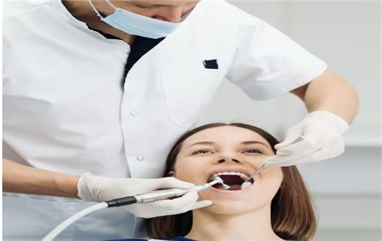 Diş Kontrollerinin Önemi ve Ne Sıklıkla Yapılması Gerektiği